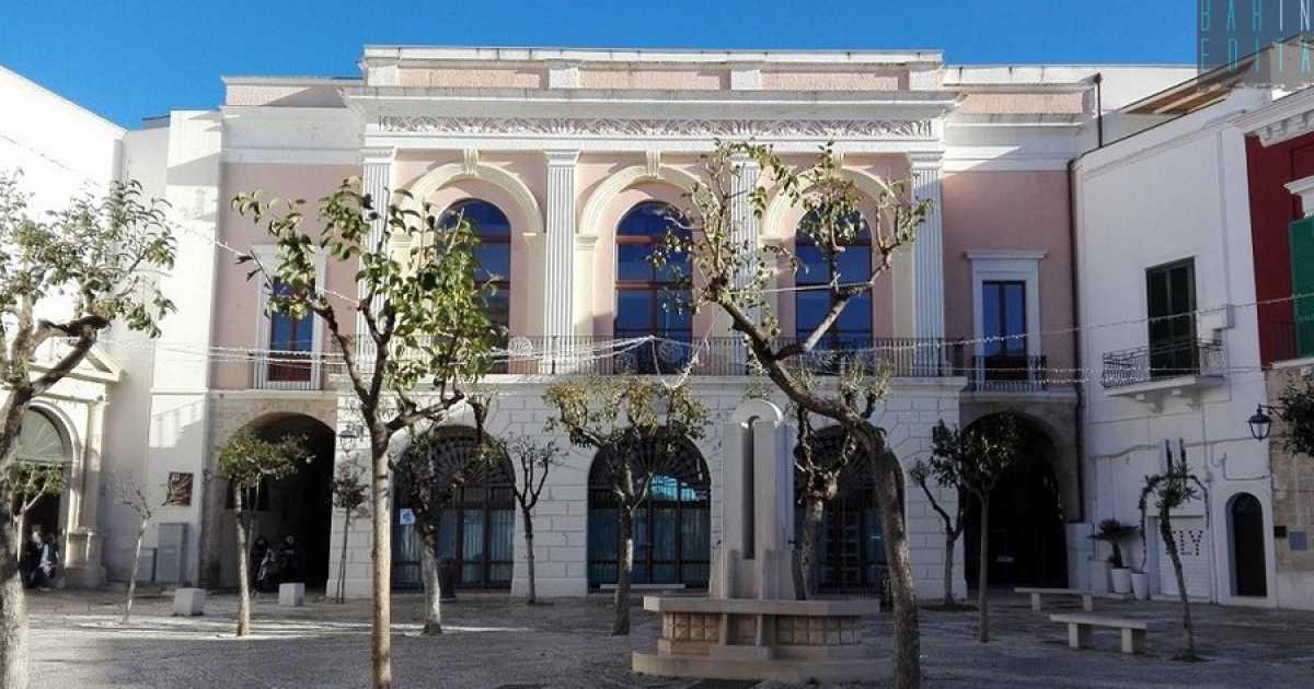Monopoli, nel centro storico c'� un gioiello "moderno": � la nuova biblioteca civica